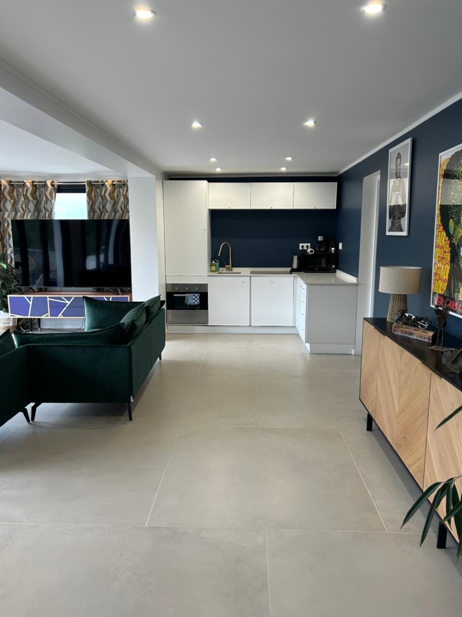 Eze - Appartement Dans Bas De Villa Avec Piscine Pres De Monaco Ngoại thất bức ảnh