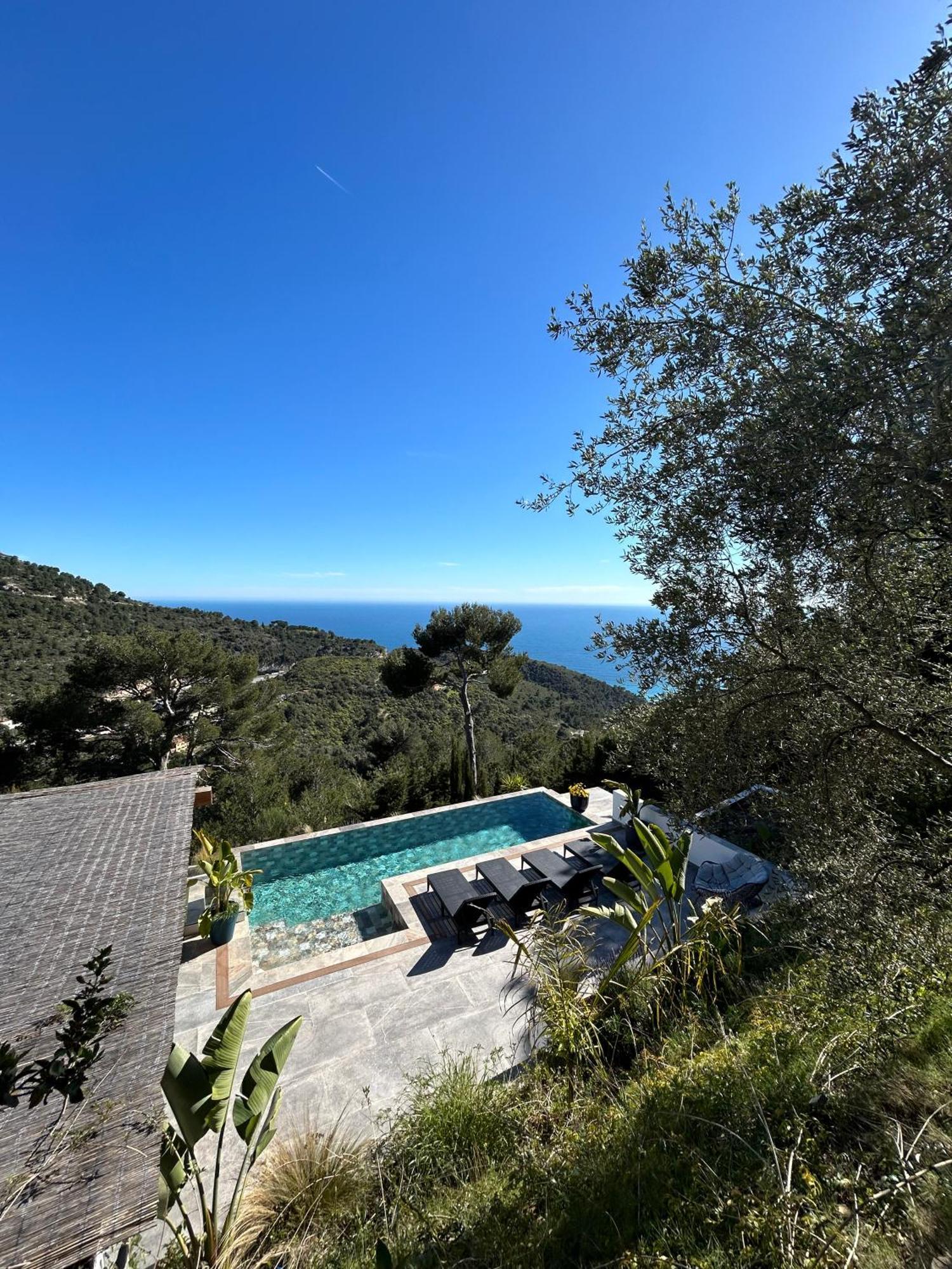 Eze - Appartement Dans Bas De Villa Avec Piscine Pres De Monaco Ngoại thất bức ảnh